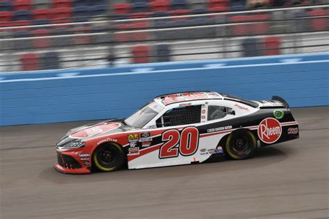 Nascar races are known for being fast, furious and exhilarating. 2019 Phoenix Spring Paint Scheme Chart : NASCAR