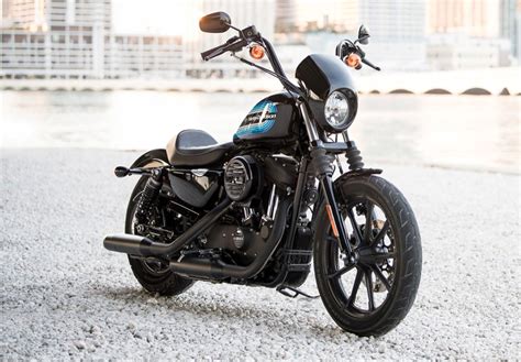 Check forty eight special specifications, mileage, images this engine of forty eight special and a torque of 97 nm. Swiss-Moto 2018 - Harley-Davidson Forty-Eight Special et ...
