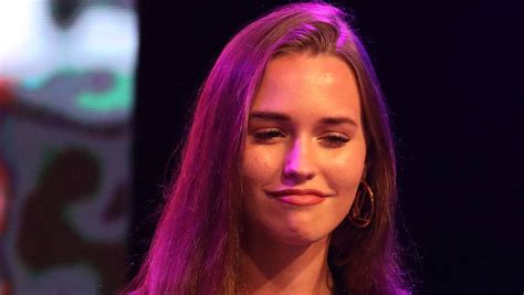 Dabei sieht man, dass laura müller eine echte naturschönheit ist. Laura Müller: Verschwunden! Große Sorge um die 20-Jährige ...