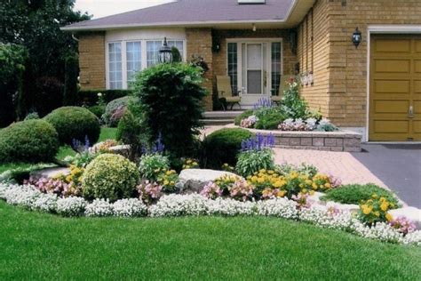 It can also provide a georgeus front yard lanscaping ideas, being a homeowner is a big responsibility, and while there's. Beautiful Front Yard Landscaping Ideas