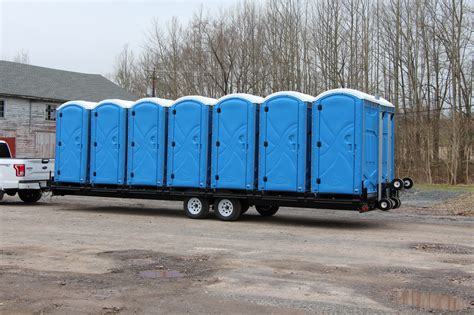 Portable Toilets In Trucks Toilet Tools
