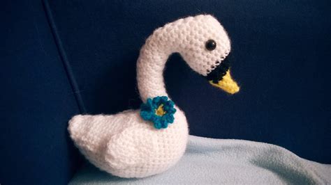 Cute And Elegant Crocheted Swan By Shia Amigurumi On Deviantart