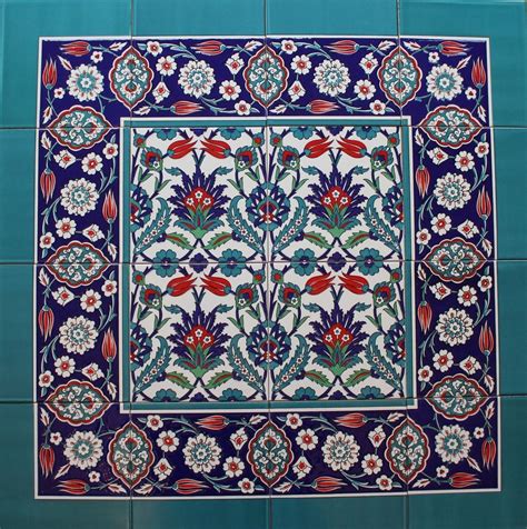 Raised Tulip Carnation 32 X32 Turkish Iznik Pattern Ceramic Tile