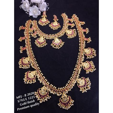 Gold Finish Real Kemp Stone Goddess Lakshmi Design With Pearl Beeds