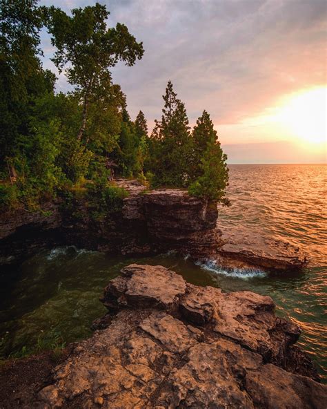 An August Sunrise At Cave Point In Door County Wi Oc 2730x3412