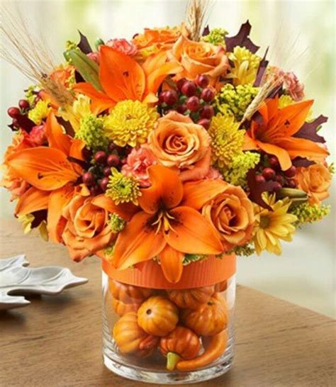 Mini Pumpkins In A Vase For A Lovely Thanksgiving Table
