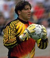Looked up to USMNT's Tony Meola during my GK days. | Soccer goalie ...