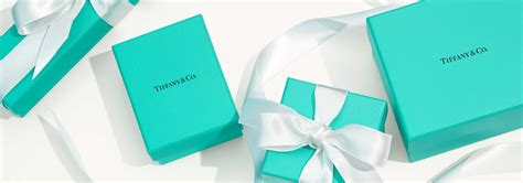Adquira criações de beleza atemporal e arte suprema que serão apreciadas para sempre. The World of Tiffany | Tiffany & Co.