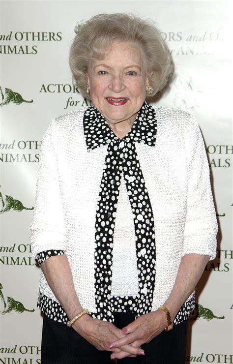 Things You Might Not Know About Betty White Page 2 Of 10 Fame10