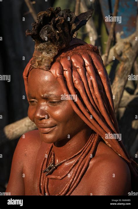 Himba Tribe Woman Cunene Province Oncocua Angola Stock Photo Alamy