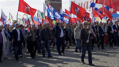 100000 March In Moscow On May Day To Cheer Putin Crimea Fox News