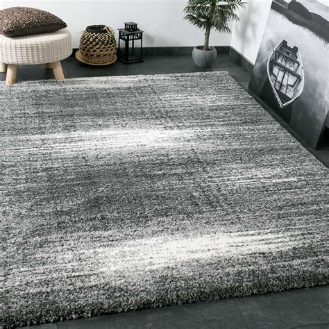 Dieser teppich im punkte design wird der lieblingsplatz der kleinsten, denn er ist weich, kuschelig und weckt ihre fantasie. Shaggy Teppich Extra Flauschig Dicht Gewebt Hochflor Farbe ...