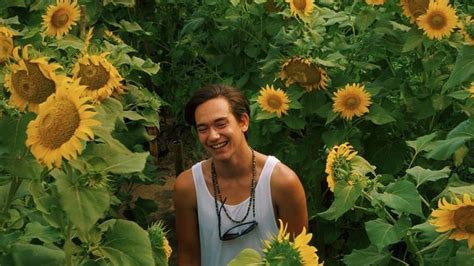 Untungnya di radio diberitakan ramalan cuaca. Perkiraan Cuaca Hari Ini - Yogyakarta Siang dan Malam ...