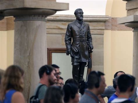 Lee Statue Replacement In Us Capitol Studied By Va Leaders