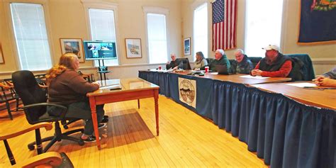 Board approves town’s first retail cannabis license | The Deerfield