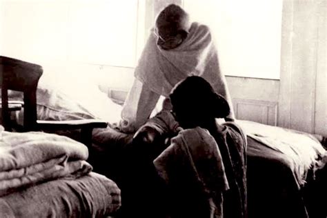 Know The Untold Story Of Mahatma Gandhis Sex Life Thread From We Hindu Sanatantalks Rattibha