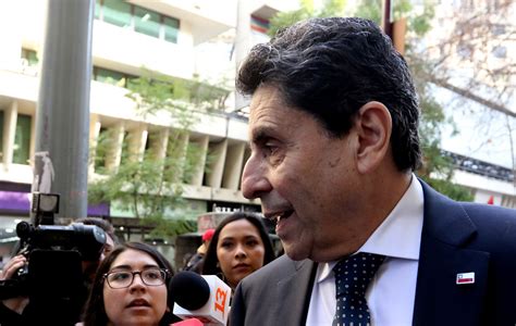 Critican a ministro de cultura por declaraciones sobre el museo de la memoria. Un resumen de 90 horas: Ex ministro de Cultura Mauricio ...