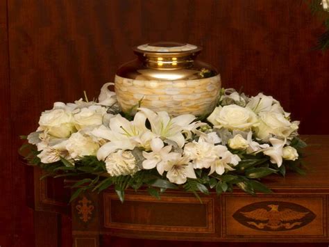 Memorial Service Cremation Urn Display Table