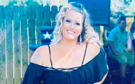 Rising Country Star Taylor Dee Killed In Rollover Car Crash Aged 33 Metro