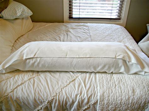 How to finger knit a chunky chenille bolster pillow. DIY Quick & Easy No Sew Bolster Pillow Cover - Little ...