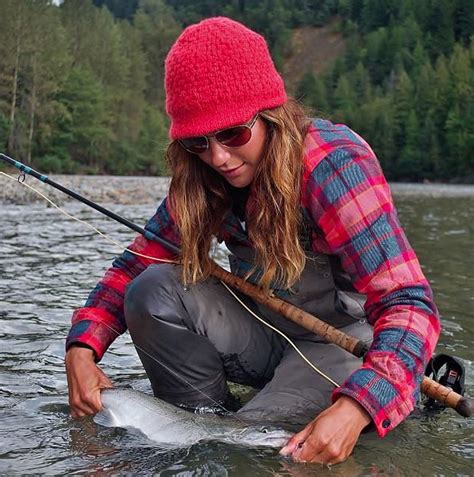 Fly Fishing Howtoflyfish Fishing Women Fly Fishing Women Fly