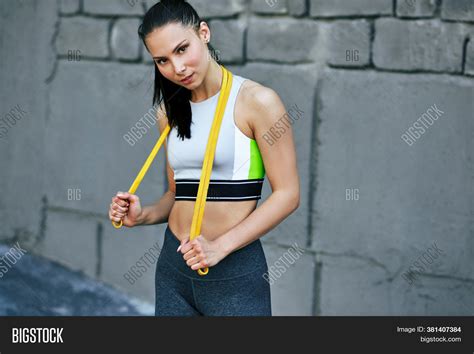 Outdoor Shot Fit Woman Image And Photo Free Trial Bigstock