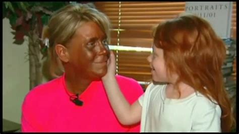 Hall Of Shame 5 Year Old Goes Tanning Tanning Daughter Tan Woman
