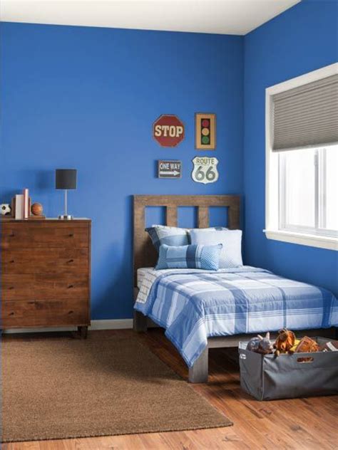Decorating guides 10 bedroom design ideas to please him and her. Color of the Month, August 2014: Bright Cobalt | Blue ...