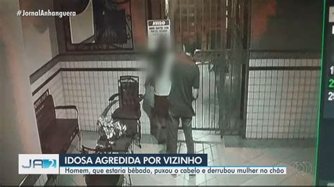 Idosa Denuncia Que Teve Cabelo Puxado E Foi Jogada No Chão Por Vizinho Enquanto Tentava Entrar