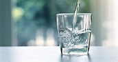 Wasser in Glas