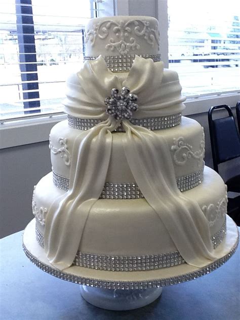 Burroughs Wedding Cake Decorations Round Wedding Cakes White