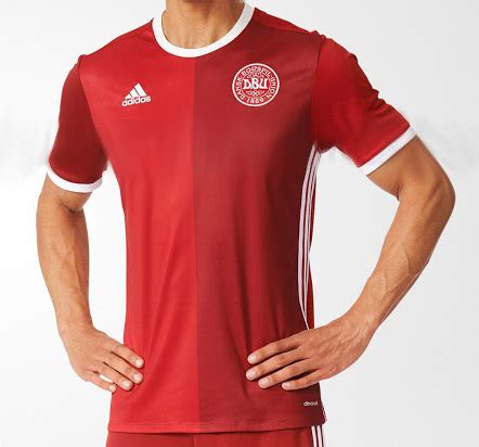 Danemark euro 2020 fifa 21 may 27, 2021. Danemark Euro 2016 les maillots de football