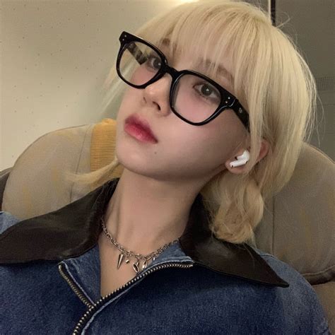 Revista Koreain On Twitter Blonde Karina Appreciation Post