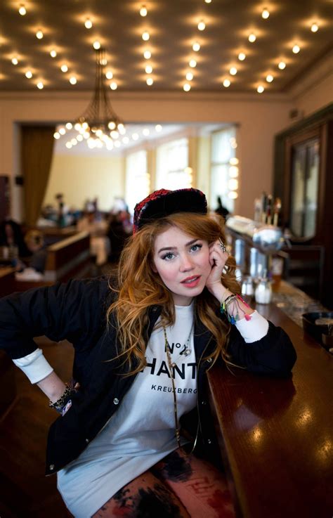 Последние твиты от mtv (@mtv). Guerrilla-Entertainerin Palina Rojinski: Alles ist ...