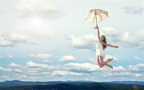 デスクトップ壁紙 スポーツ 女性 海 空 ジャンプする 風 フライト 地球の雰囲気 x WallpaperManiac デスクトップ