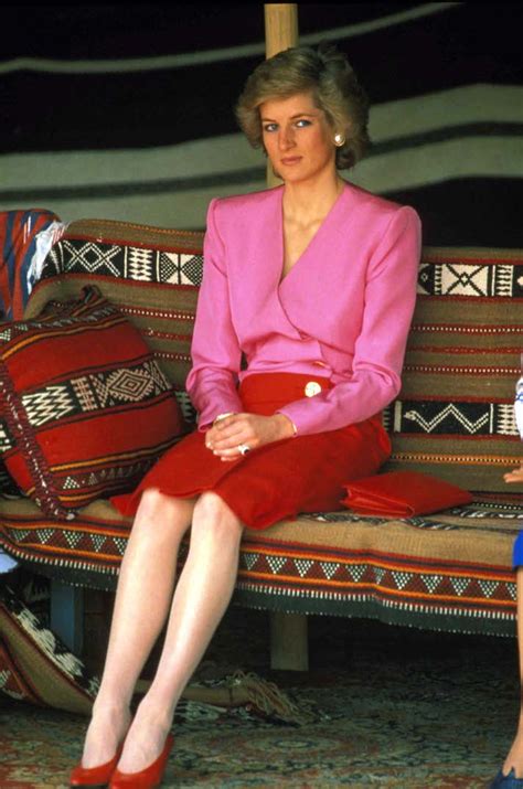 29 Of The Best Outfits Princess Diana Ever Wore Stylecaster