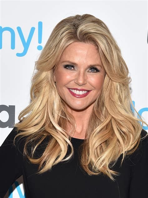 How Old Is Christie Brinkley She Looks Amazing For Her Age