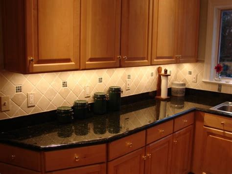 Under cabinet lighting often serves as task lighting for the kitchen. Under Cabinet Lighting Options