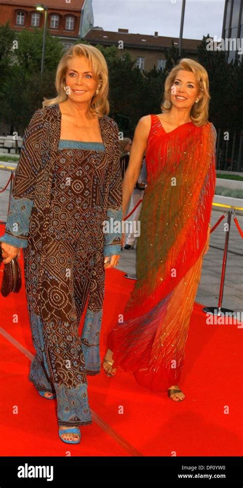 Renate Thyssen Henne R And Her Daughter Begum Inaara Aga Khan L At