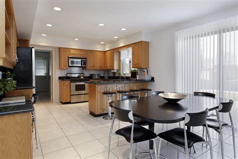 Maybe you would like to learn more about one of these? Ruang dapur-ruang makan (51 foto) | bloggs74.com