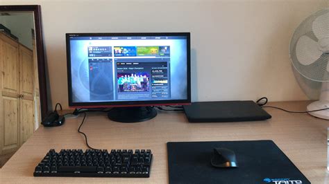How to download the windows 10 gaming performance fix. New setup with docked gaming laptop, now that's a small ...