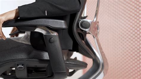 A chair becomes ergonomic only when it specifically suits a worker's size (body dimensions), their particular. GTCHAIR | Marrit Ergonomic Chair with Innovation 5D Paddle ...