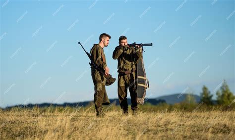 Amitié Des Hommes Chasseurs Mode Uniforme Militaire Forces De Larmée Camouflage Compétences De