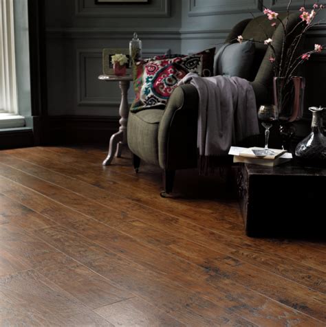 Long, wide plank european white oak is the epitome of style and sophistication. Karndean Vinyl Flooring - Art Select Handcrafted - Hickory Nutmeg EW03 | Vinyl flooring, Luxury ...