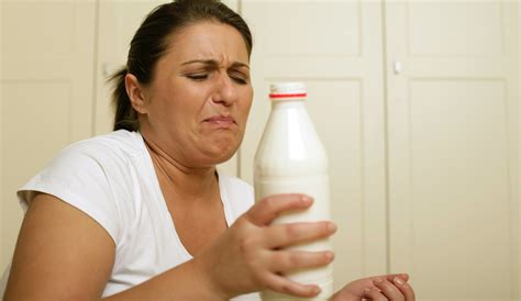 Lactose Intolerance Expert On Signs And Symptoms To Identify It Managing Tips Health