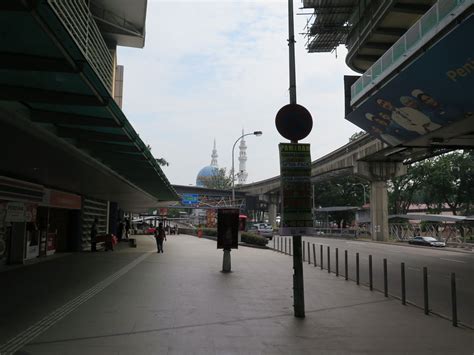 Prendre le lrt de bandar tasik selatan à hang tuah. Hang Tuah LRT station | Malaysia Airport KLIA2 info