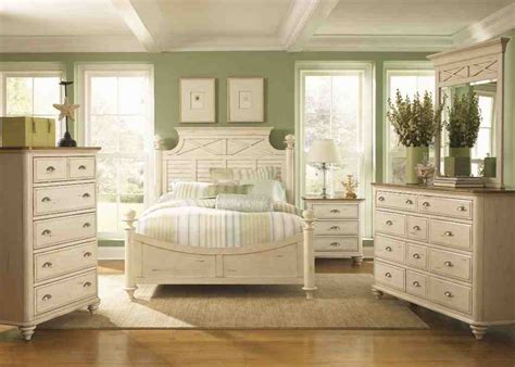 Antique White Bedroom Furniture Sets Decor Ideas