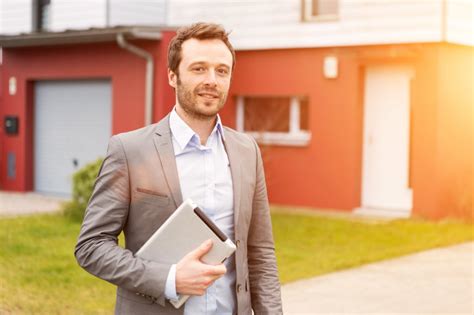 The Incredible Benefits Of Hiring A Real Estate Agent Lifestyle