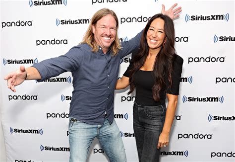 Chip And Joanna Gaines Are Finally Premiering Magnolia Network In Canada And Fans Share Excitement
