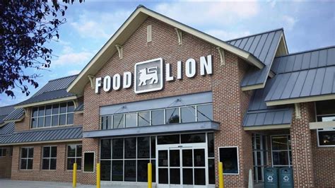 Try to explore and find out the closest food lion store near you. 5 Reasons Southerners Love Food Lion - Southern Living